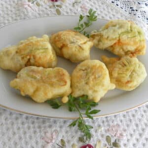 stuffed zuccini flowers